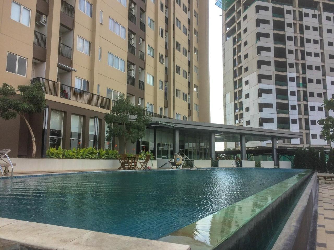 Scandinavian Japanese Style Studio The Oasis Apartment By Travelio Bekasi Buitenkant foto