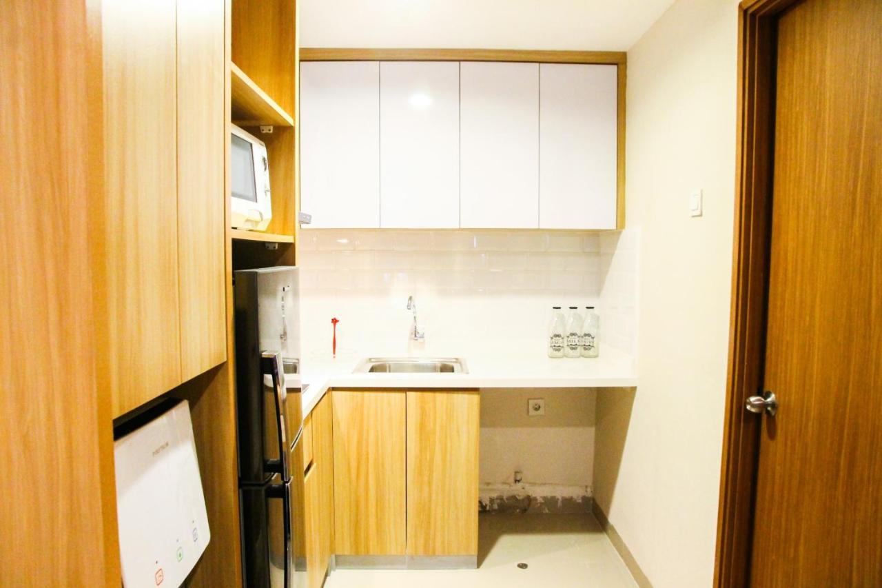 Scandinavian Japanese Style Studio The Oasis Apartment By Travelio Bekasi Buitenkant foto